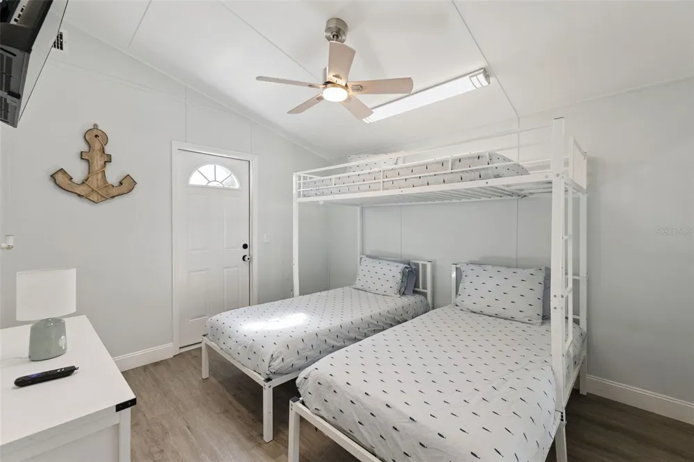 109 PENINSULA AVENUE New Smyrna Beach, FL 32169