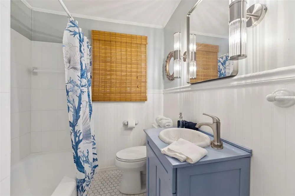 109 PENINSULA AVENUE New Smyrna Beach, FL 32169