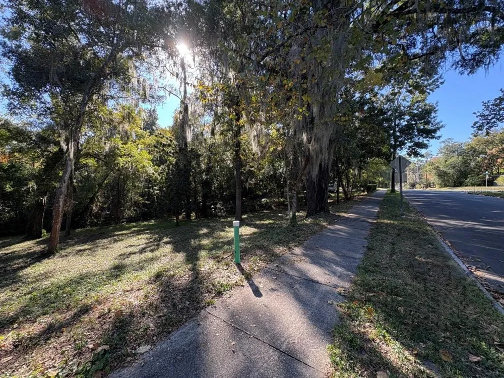1723 NW 14TH AVENUE Gainesville, FL 32605