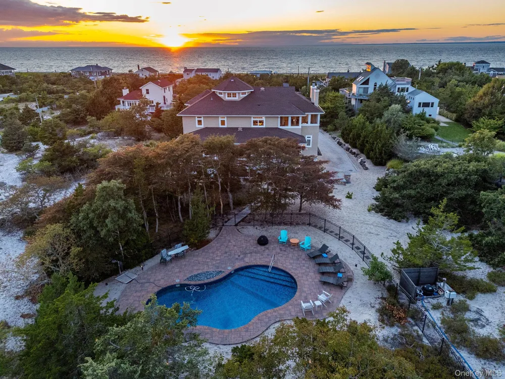 790 Sea Drive Southold, NY 11971