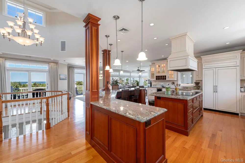 790 Sea Drive Southold, NY 11971