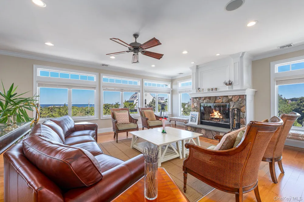 790 Sea Drive Southold, NY 11971
