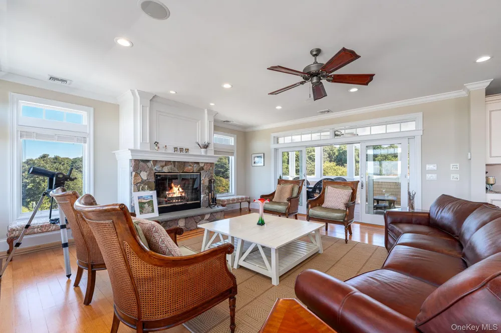 790 Sea Drive Southold, NY 11971