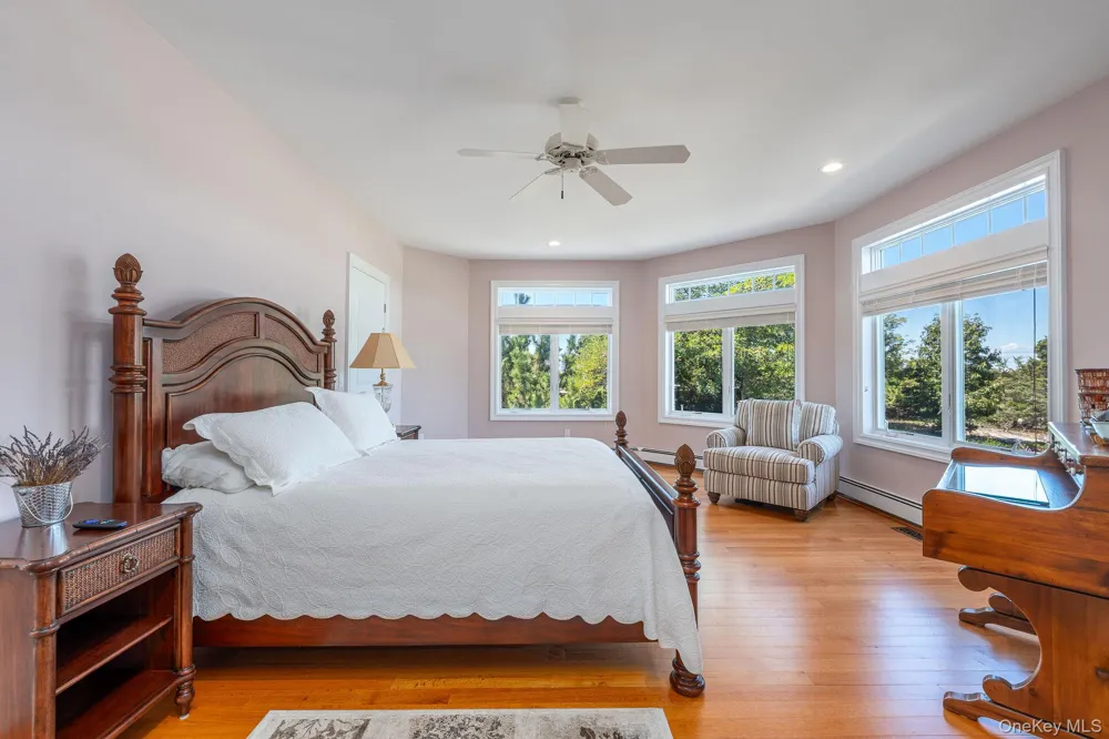 790 Sea Drive Southold, NY 11971