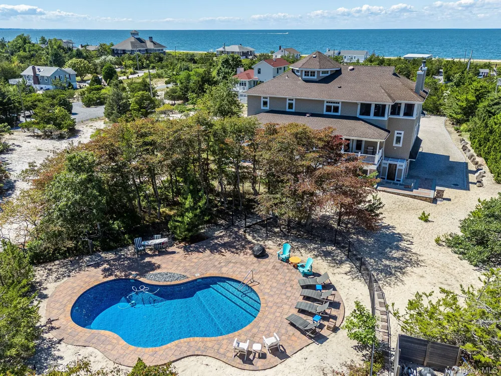 790 Sea Drive Southold, NY 11971