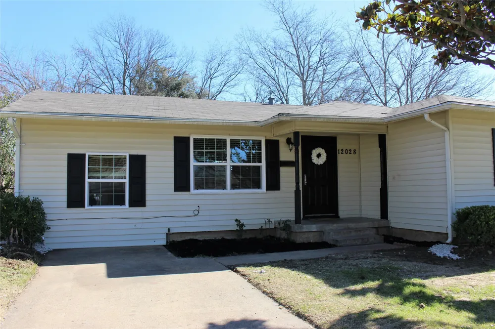12028 Hoblitzelle Drive Dallas, TX 75243