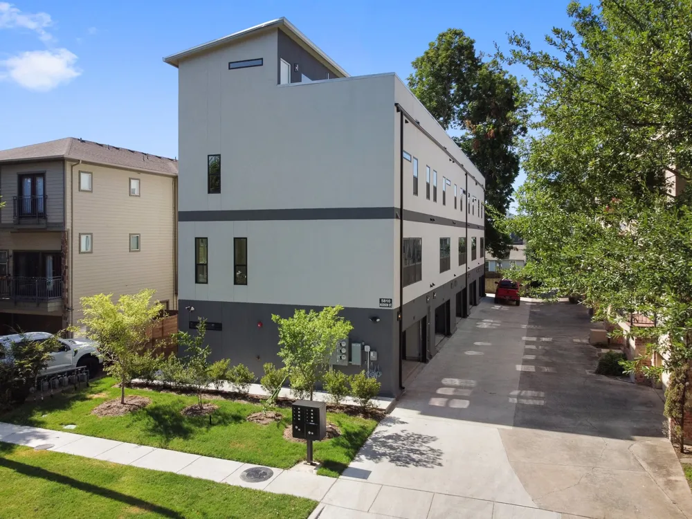 5810 Hudson Street Dallas, TX 75206