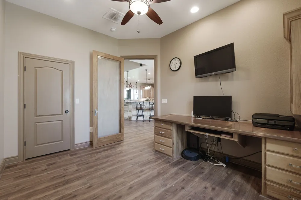 5450 County Road 101 Lampasas, TX 76550
