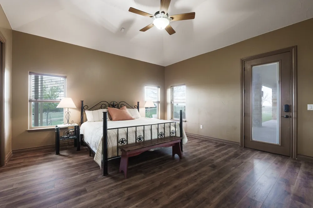 5450 County Road 101 Lampasas, TX 76550