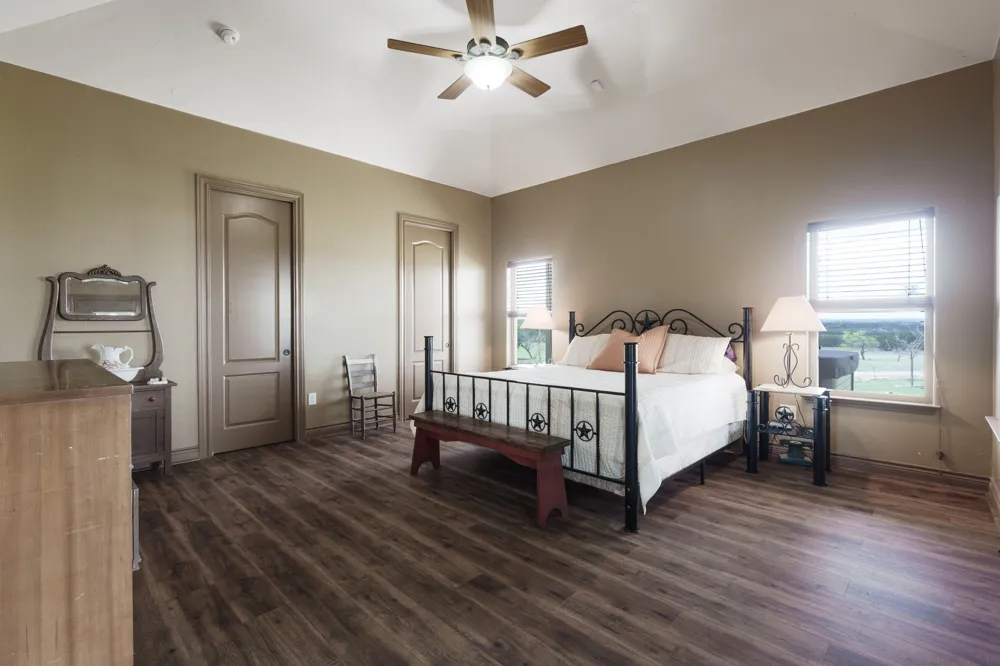 5450 County Road 101 Lampasas, TX 76550