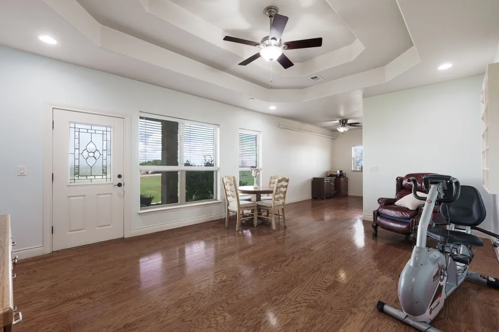 5450 County Road 101 Lampasas, TX 76550