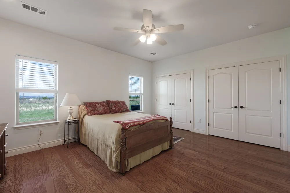 5450 County Road 101 Lampasas, TX 76550