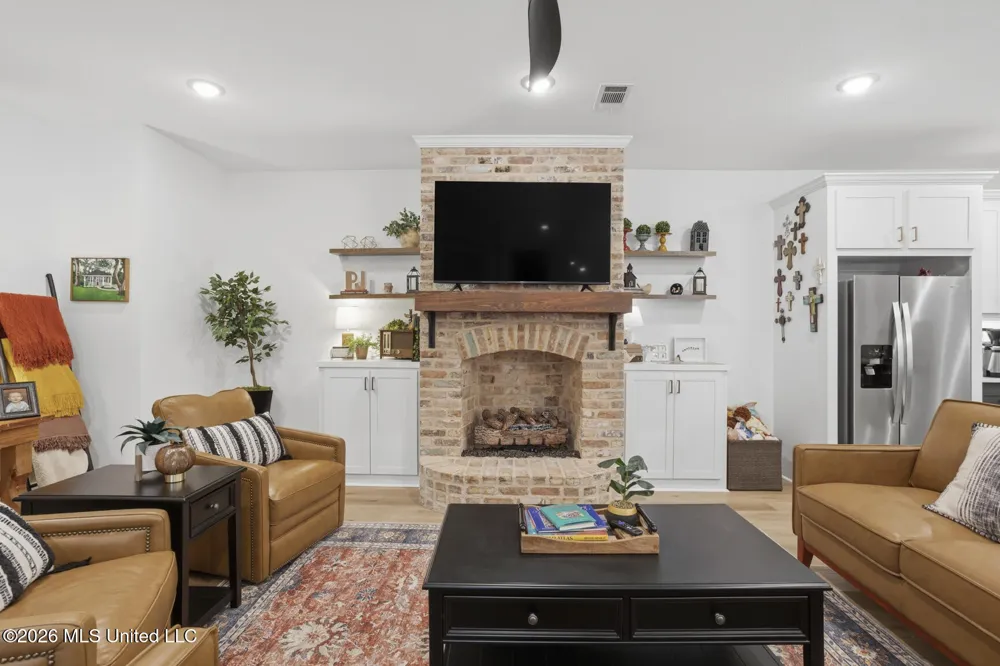 111 Colebrooke Cove Florence, MS 39073