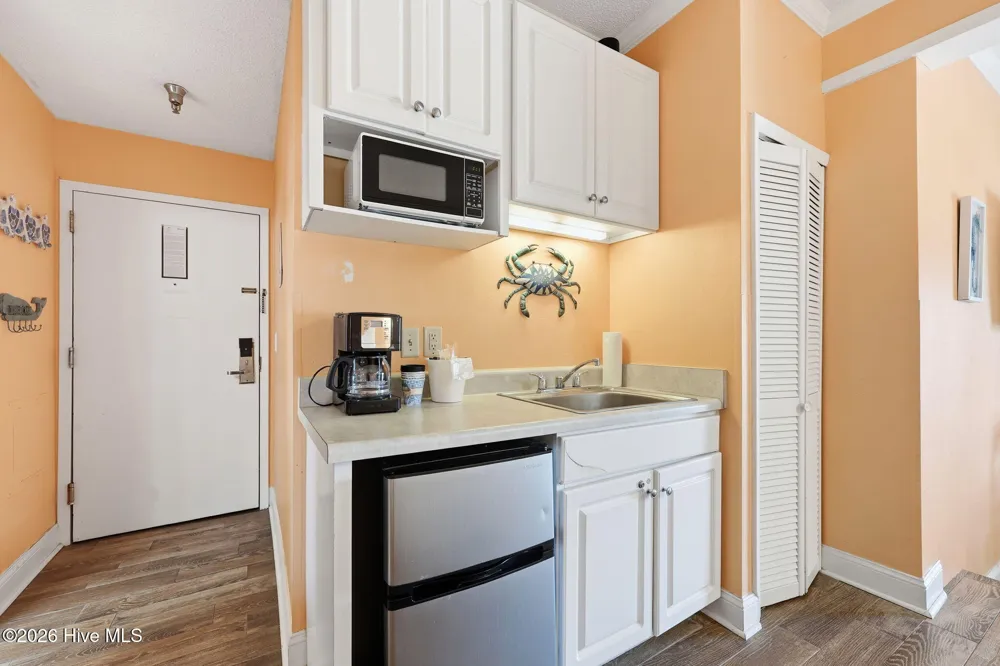602 W Ft Macon Road #218 Atlantic Beach, NC 28512