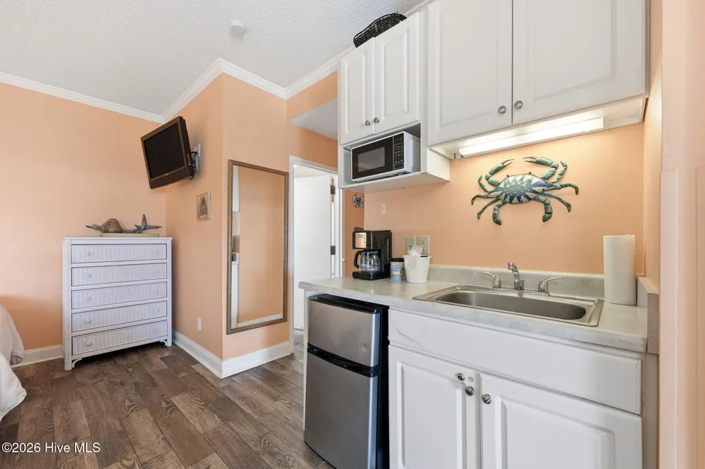 602 W Ft Macon Road #218 Atlantic Beach, NC 28512