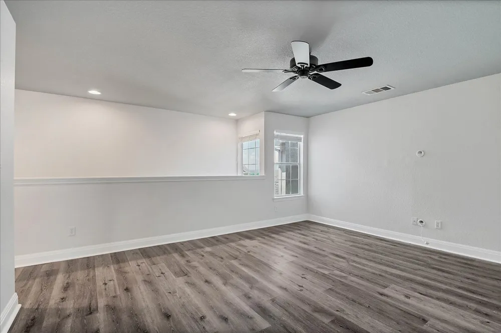 114 Aria Ridge #802 Lakeway, TX 78738