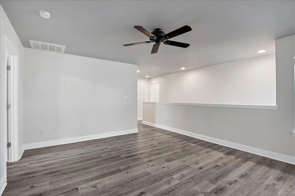 114 Aria Ridge #802 Lakeway, TX 78738
