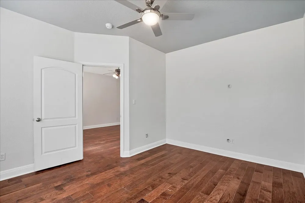 114 Aria Ridge #802 Lakeway, TX 78738