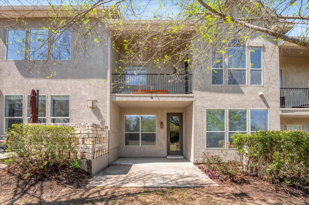 114 Aria Ridge #802 Lakeway, TX 78738
