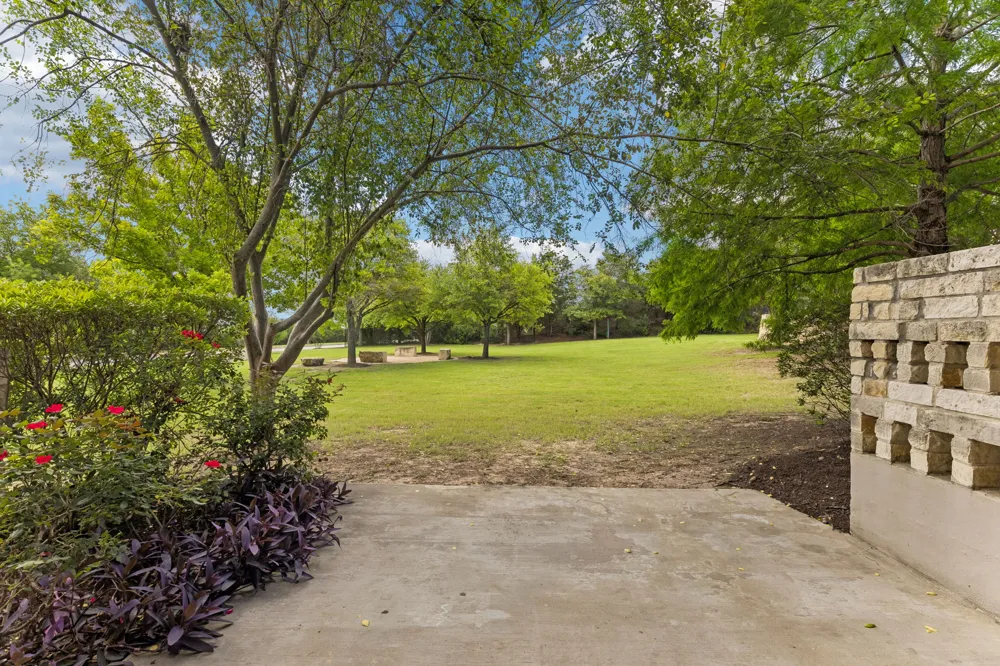 114 Aria Ridge #802 Lakeway, TX 78738