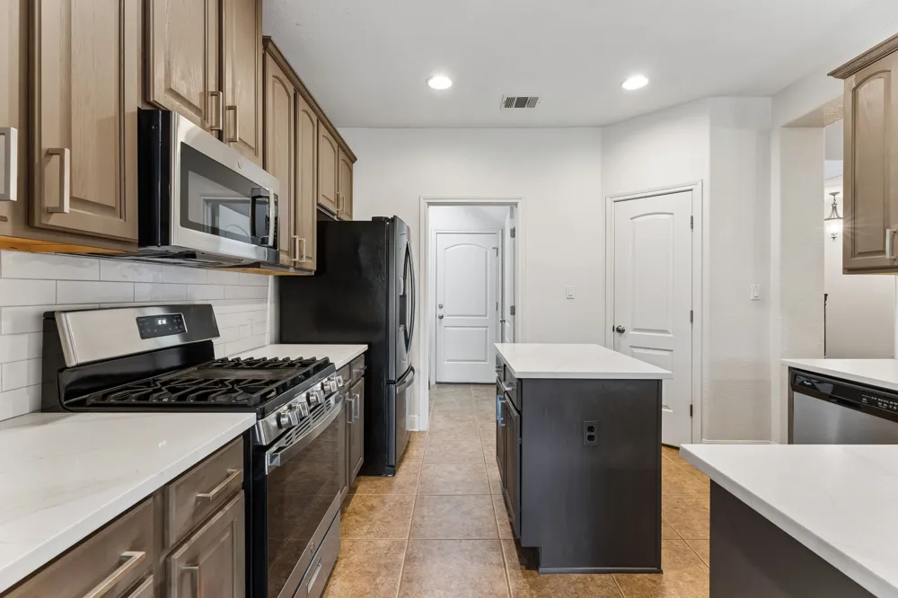 114 Aria Ridge #802 Lakeway, TX 78738