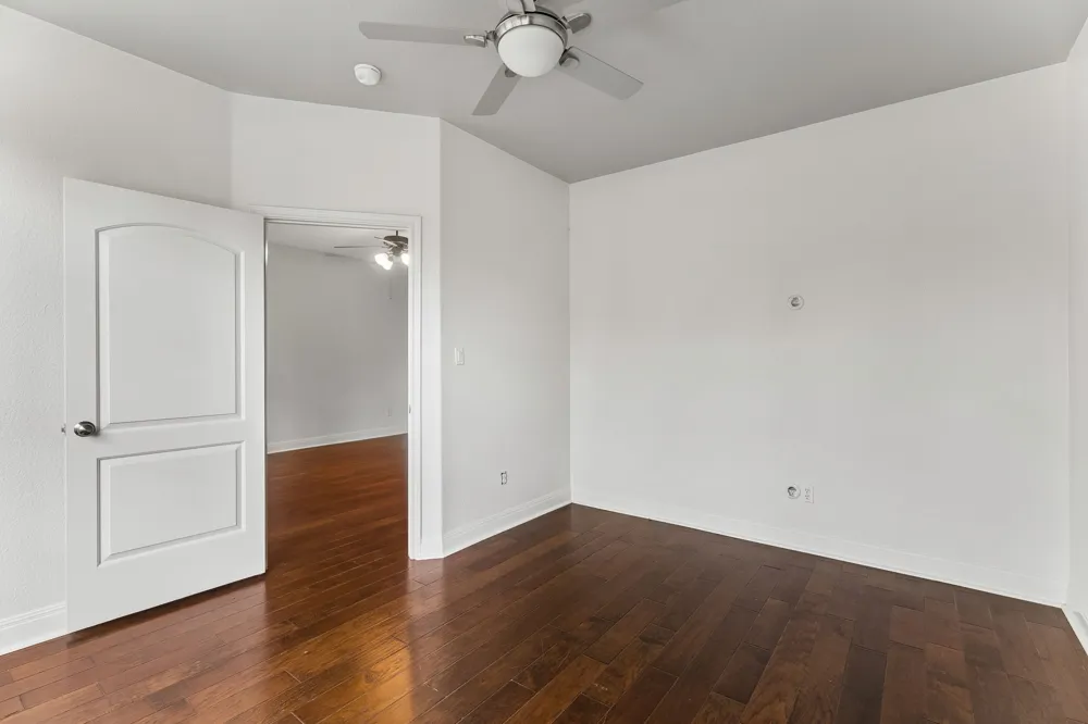 114 Aria Ridge #802 Lakeway, TX 78738