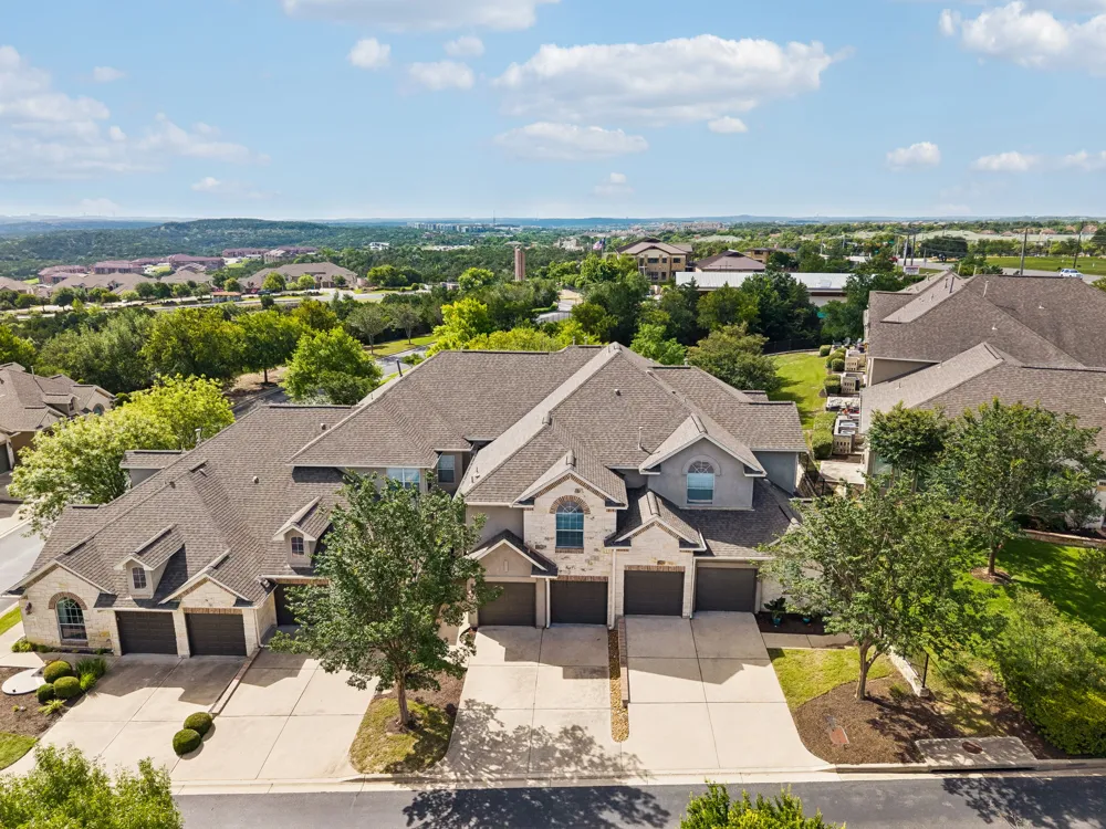 114 Aria Ridge #802 Lakeway, TX 78738