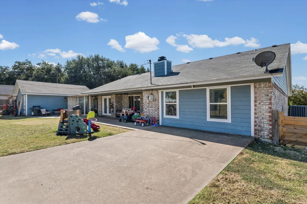 134 Thiele Road Lorena, TX 76655