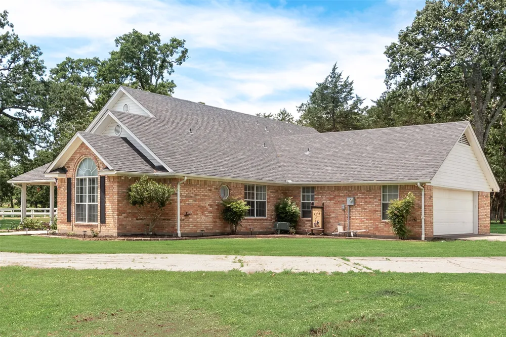 130 Vz County Road 3509 Edgewood, TX 75117