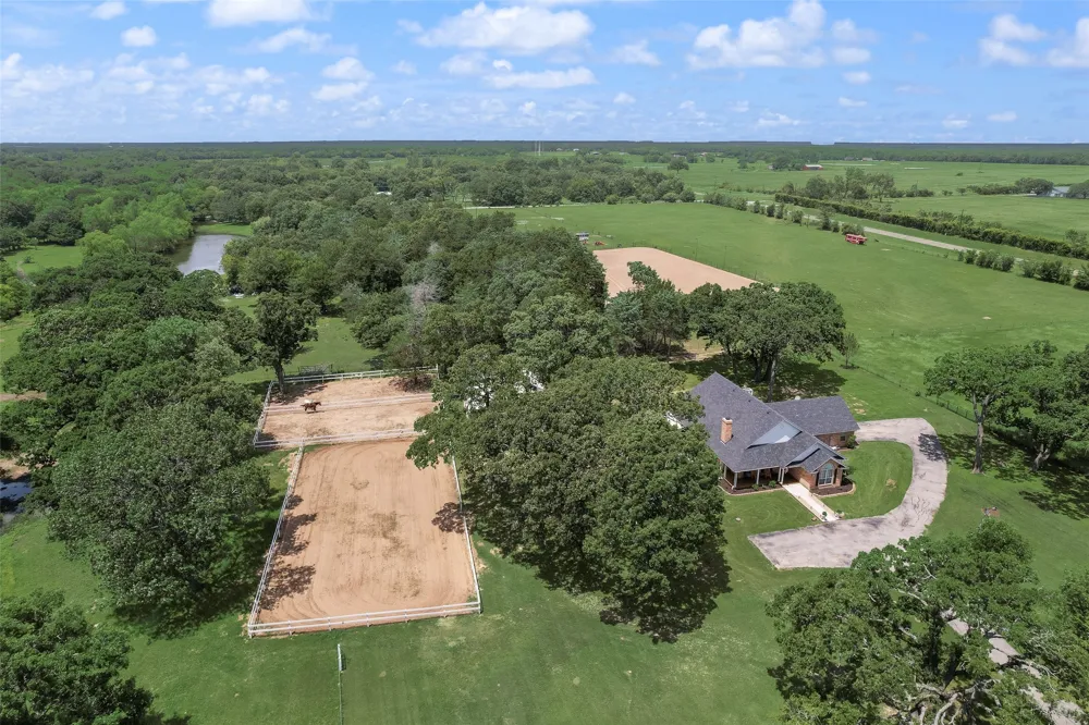 130 Vz County Road 3509 Edgewood, TX 75117
