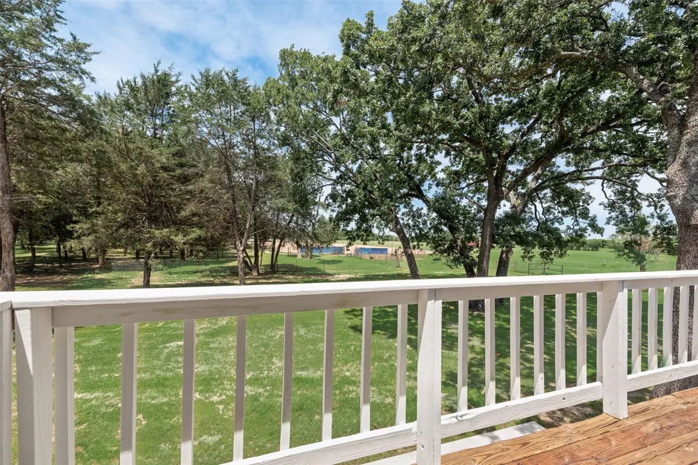 130 Vz County Road 3509 Edgewood, TX 75117