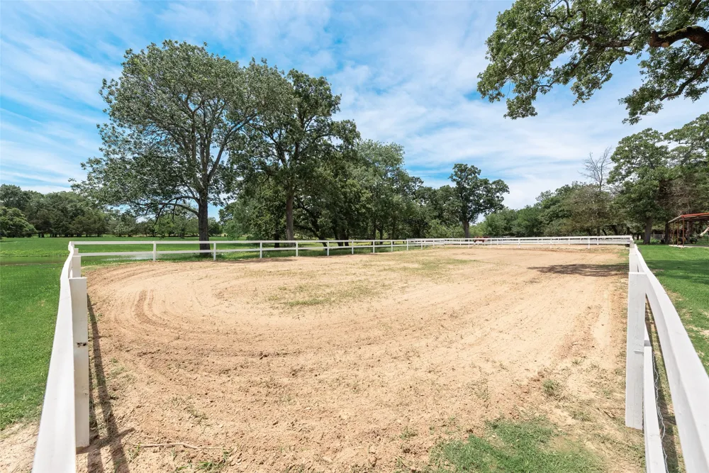 130 Vz County Road 3509 Edgewood, TX 75117