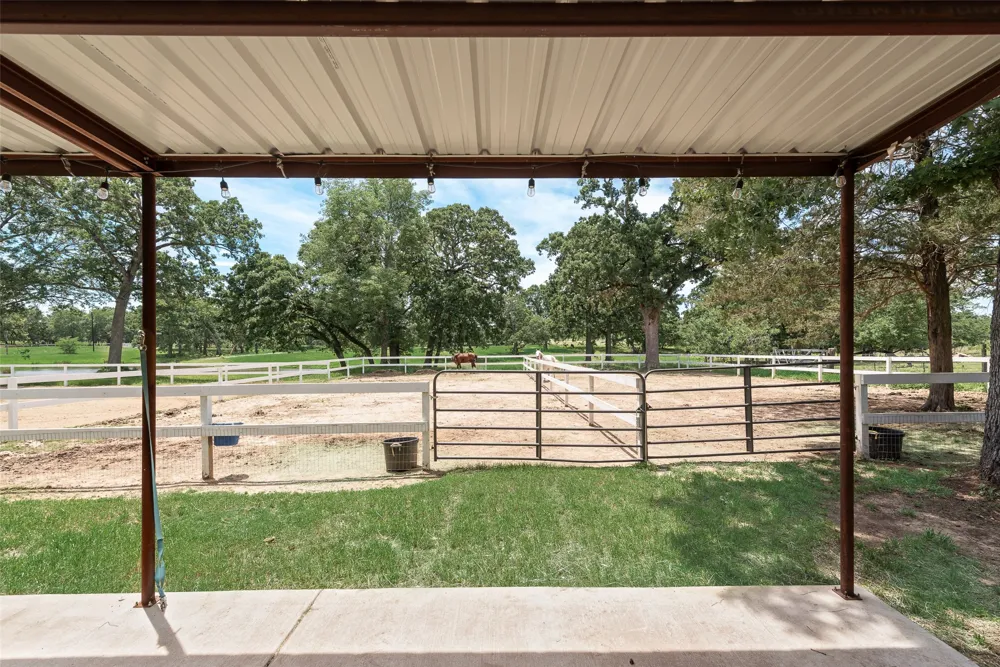 130 Vz County Road 3509 Edgewood, TX 75117