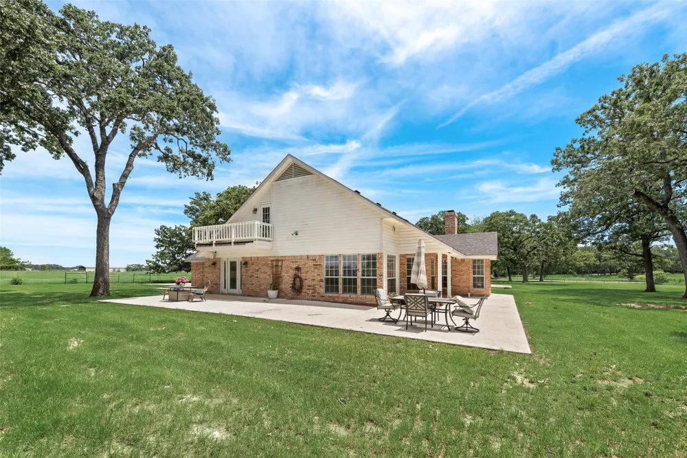 130 Vz County Road 3509 Edgewood, TX 75117