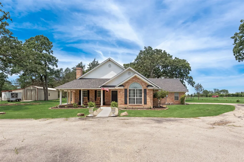 130 Vz County Road 3509 Edgewood, TX 75117