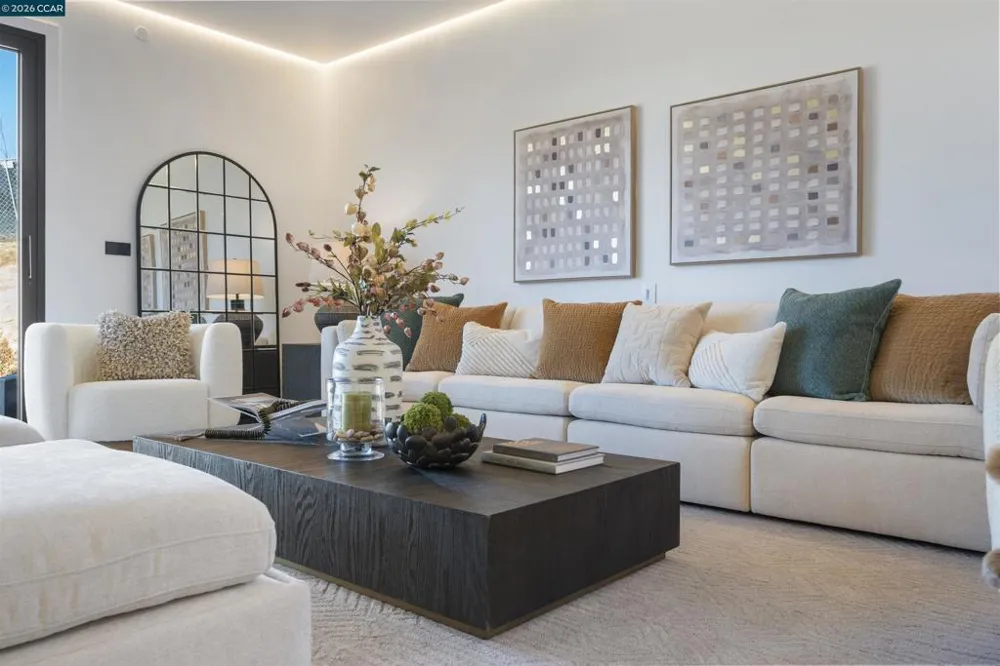 12 Diablo Vista Way Lafayette, CA 94549