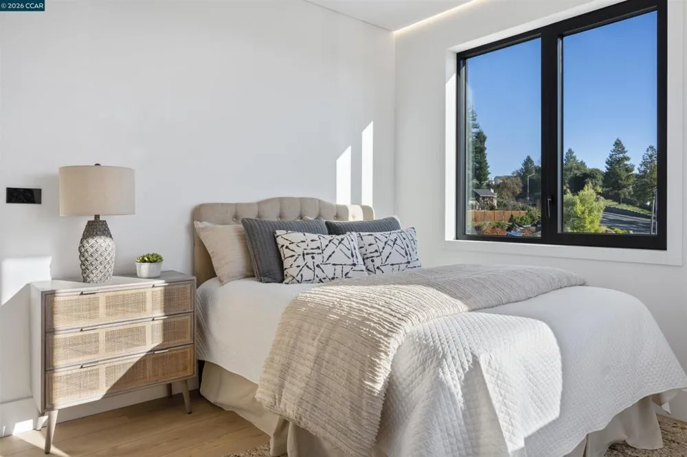 12 Diablo Vista Way Lafayette, CA 94549