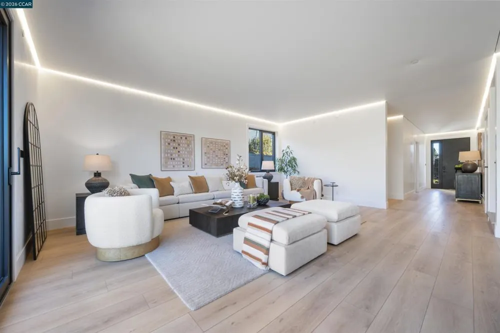12 Diablo Vista Way Lafayette, CA 94549