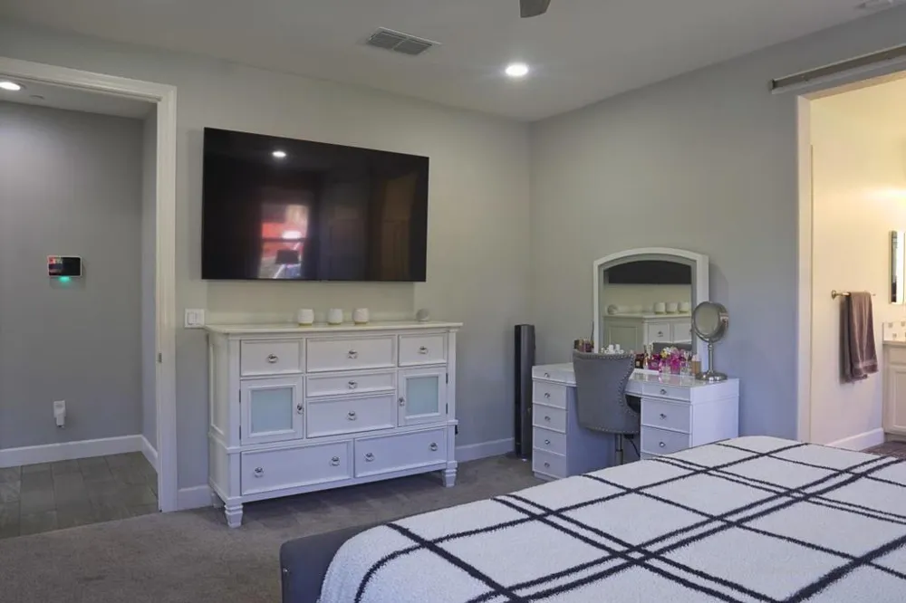 1515 Goldenstar Court Hollister, CA 95023
