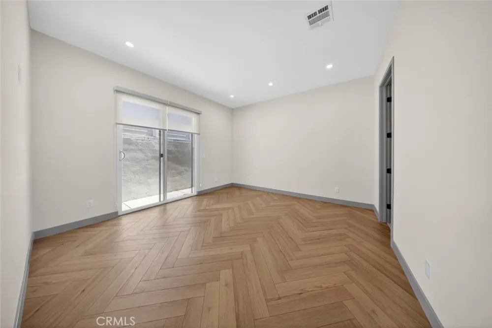 10843 Cantara Street Sun Valley, CA 91352