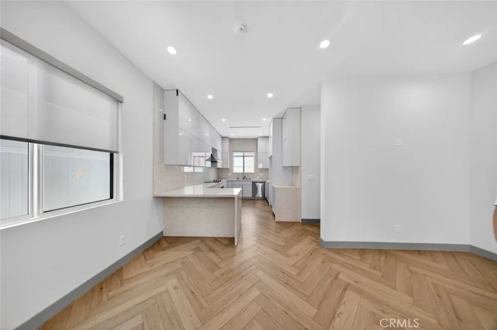 10843 Cantara Street Sun Valley, CA 91352