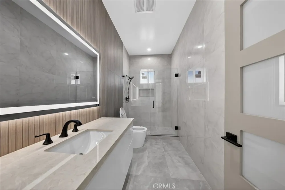 10843 Cantara Street Sun Valley, CA 91352