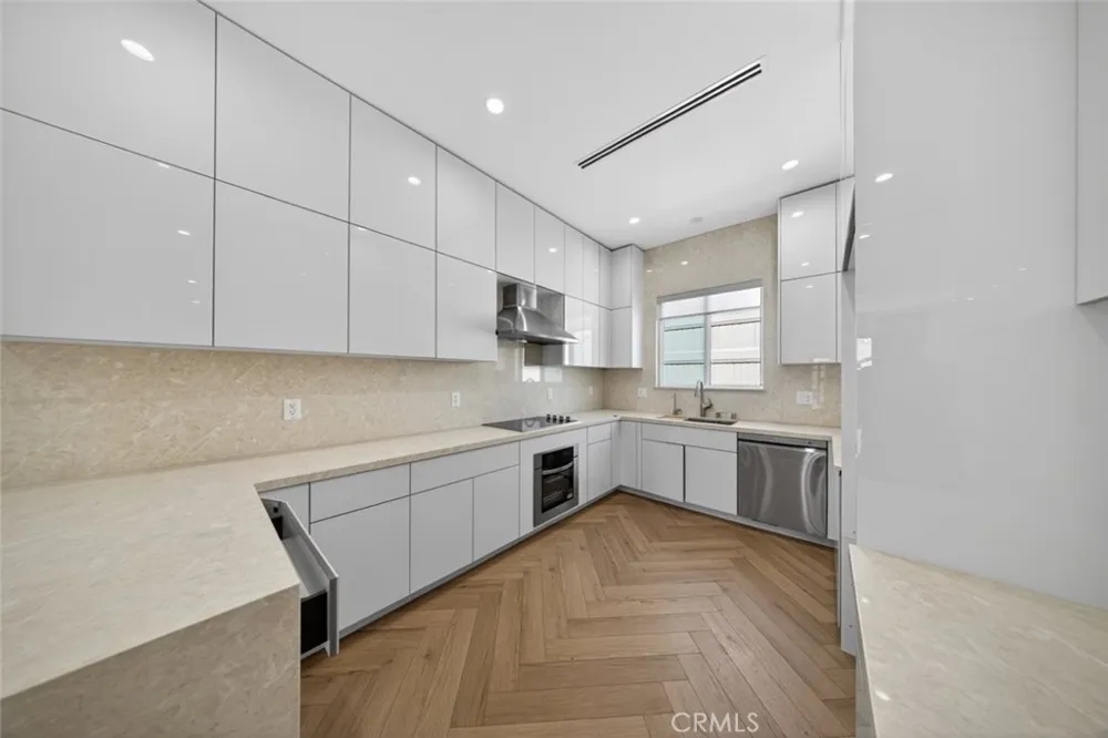 10843 Cantara Street Sun Valley, CA 91352