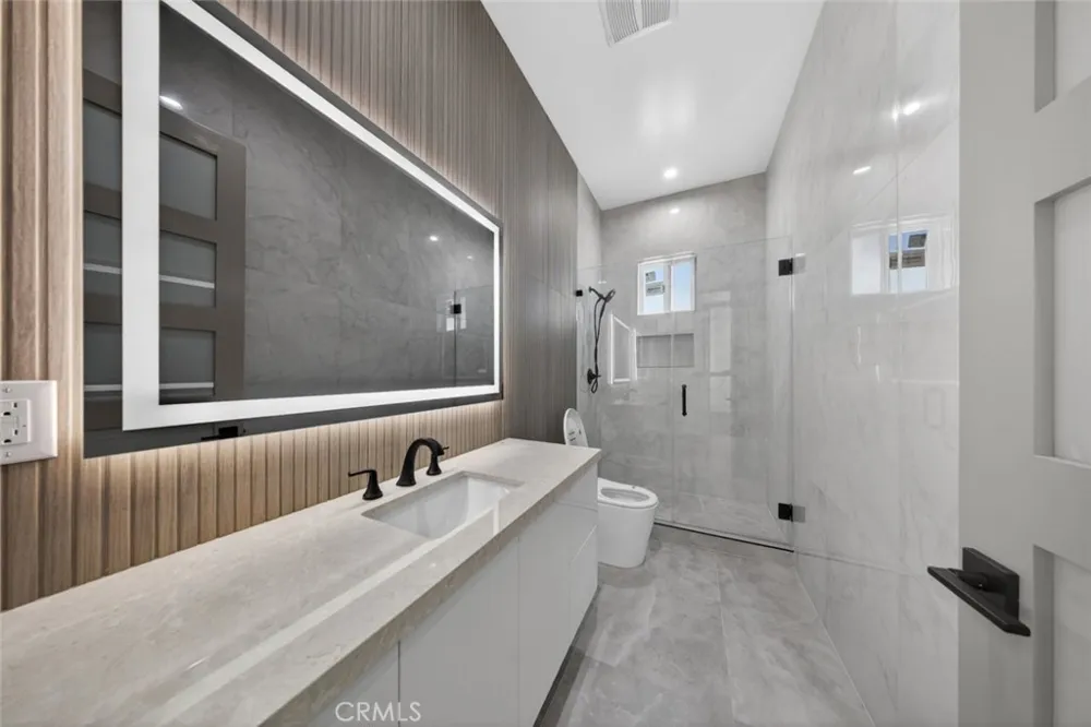 10843 Cantara Street Sun Valley, CA 91352