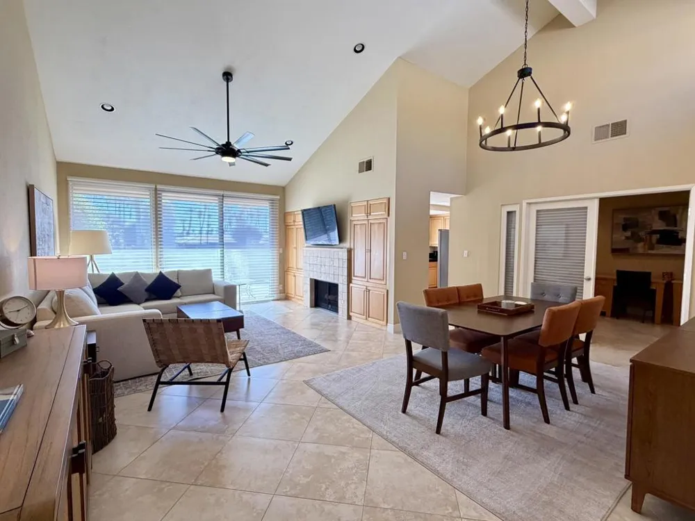 240 Santa Barbara Circle Palm Desert, CA 92260