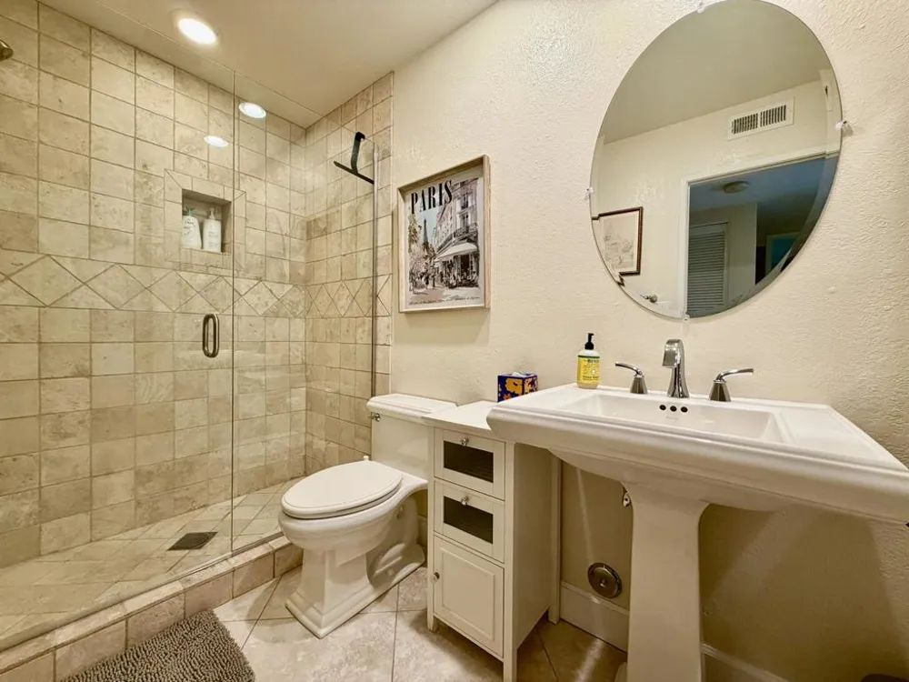 240 Santa Barbara Circle Palm Desert, CA 92260