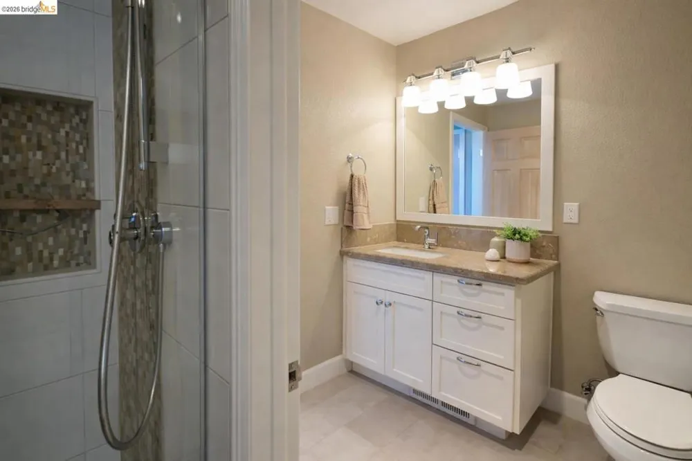 4775 Discovery Pt Discovery Bay, CA 94505