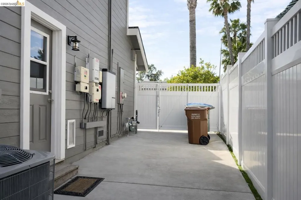 4775 Discovery Pt Discovery Bay, CA 94505