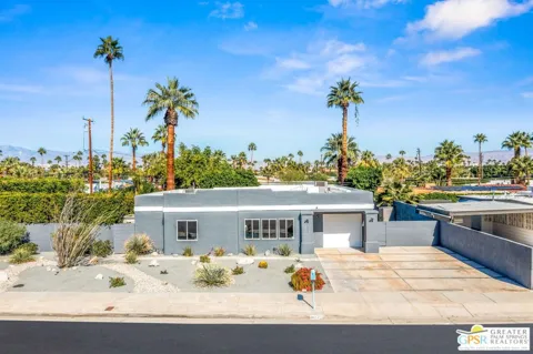 1572 Riverside Drive