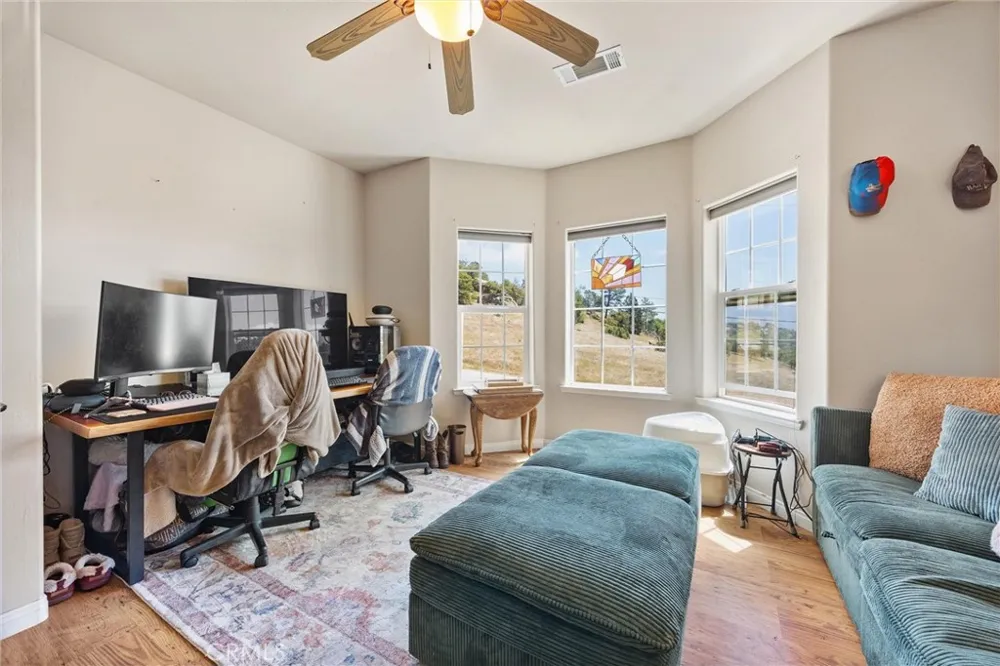 19351 Quail Tehachapi, CA 93561